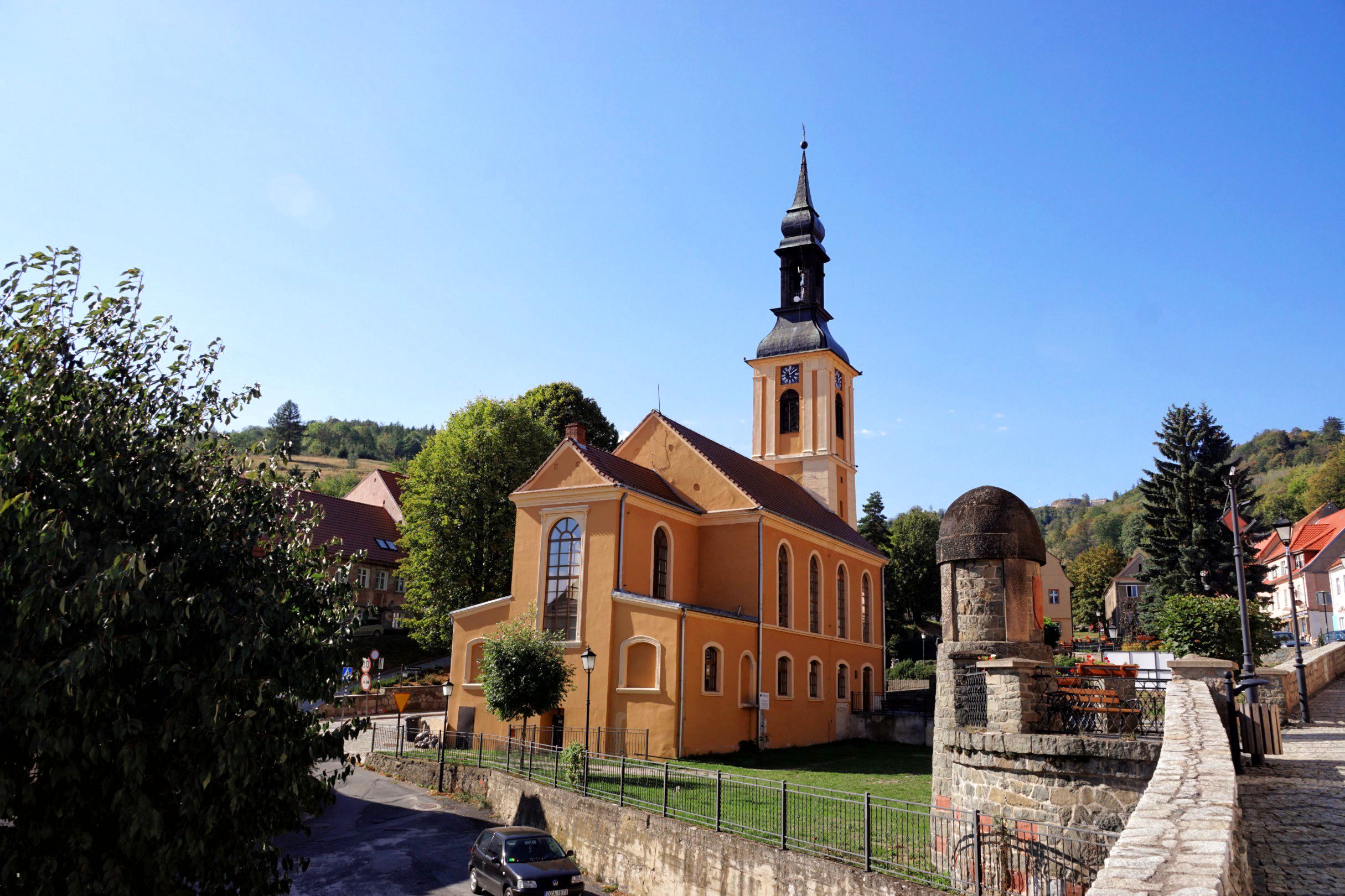 Dawny kościół ewangelicki św. Michała Srerbrna Góra